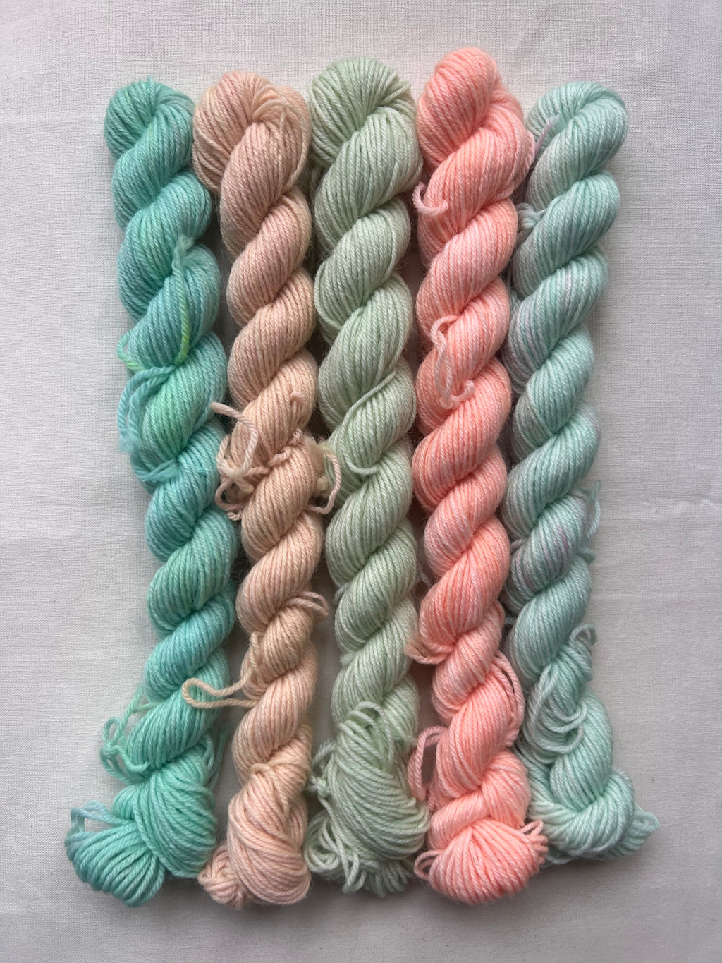 Spring Bouquet Woll-Minis