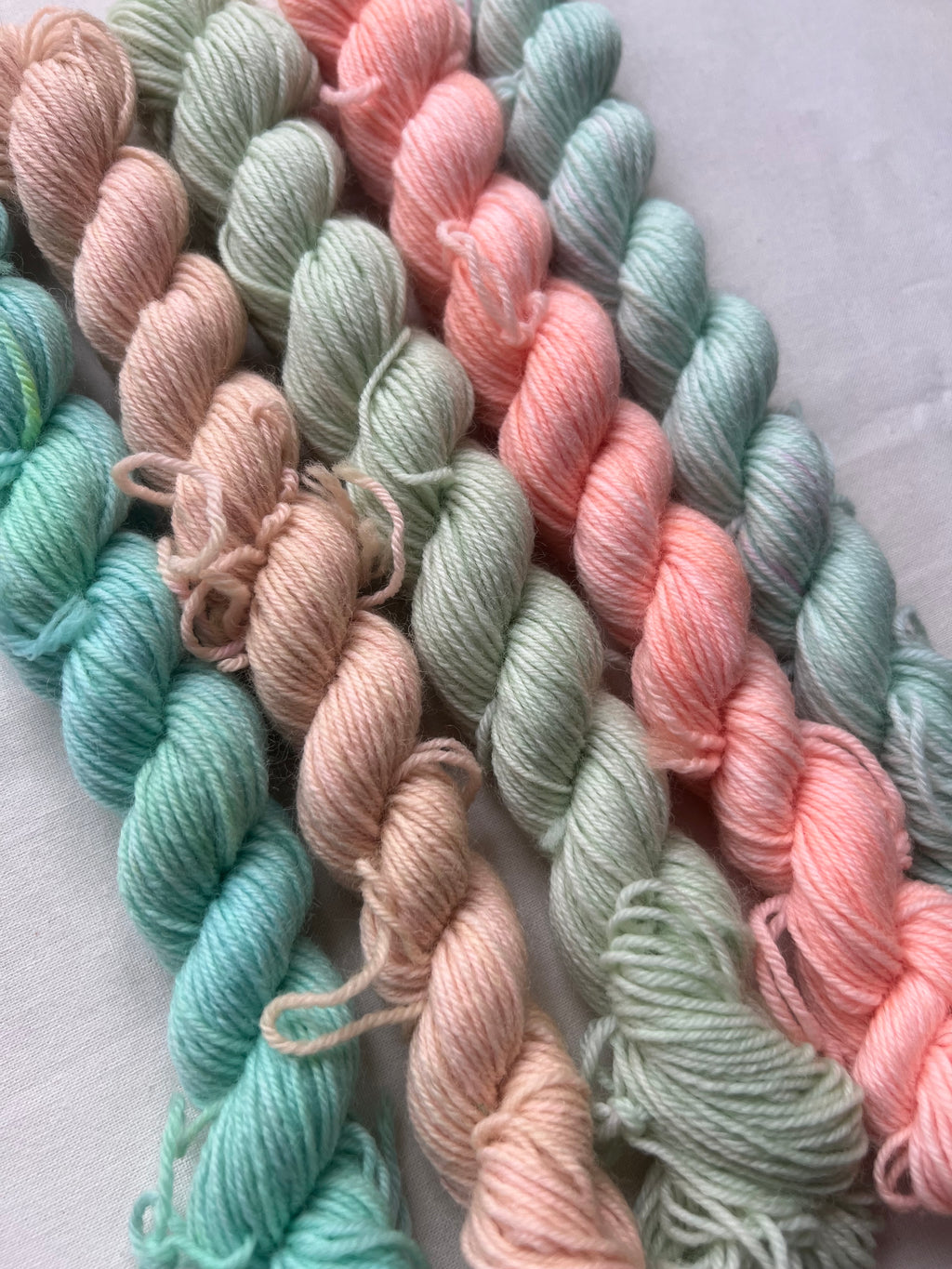 Spring Bouquet Woll-Minis