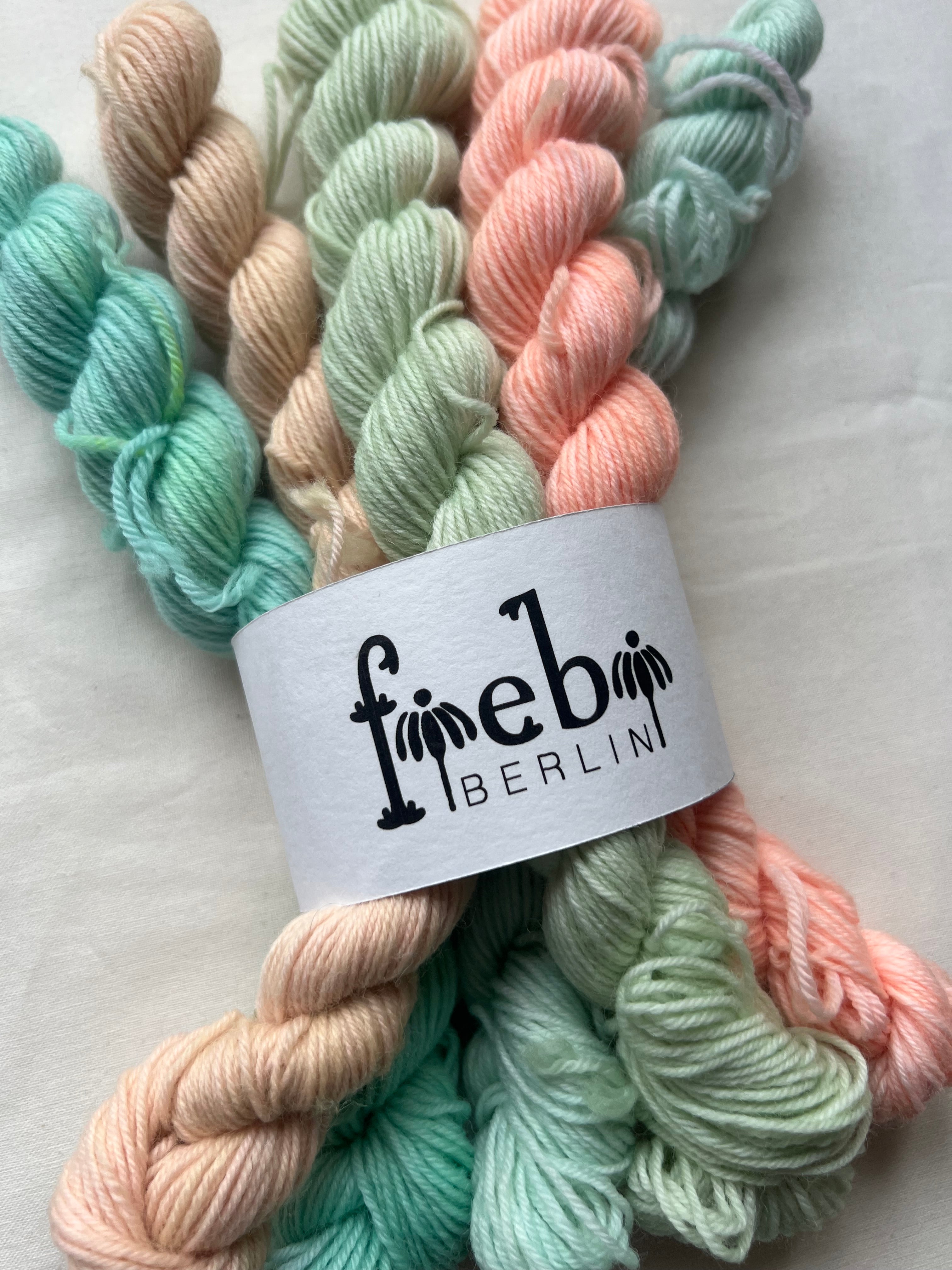 Spring Bouquet Woll-Minis