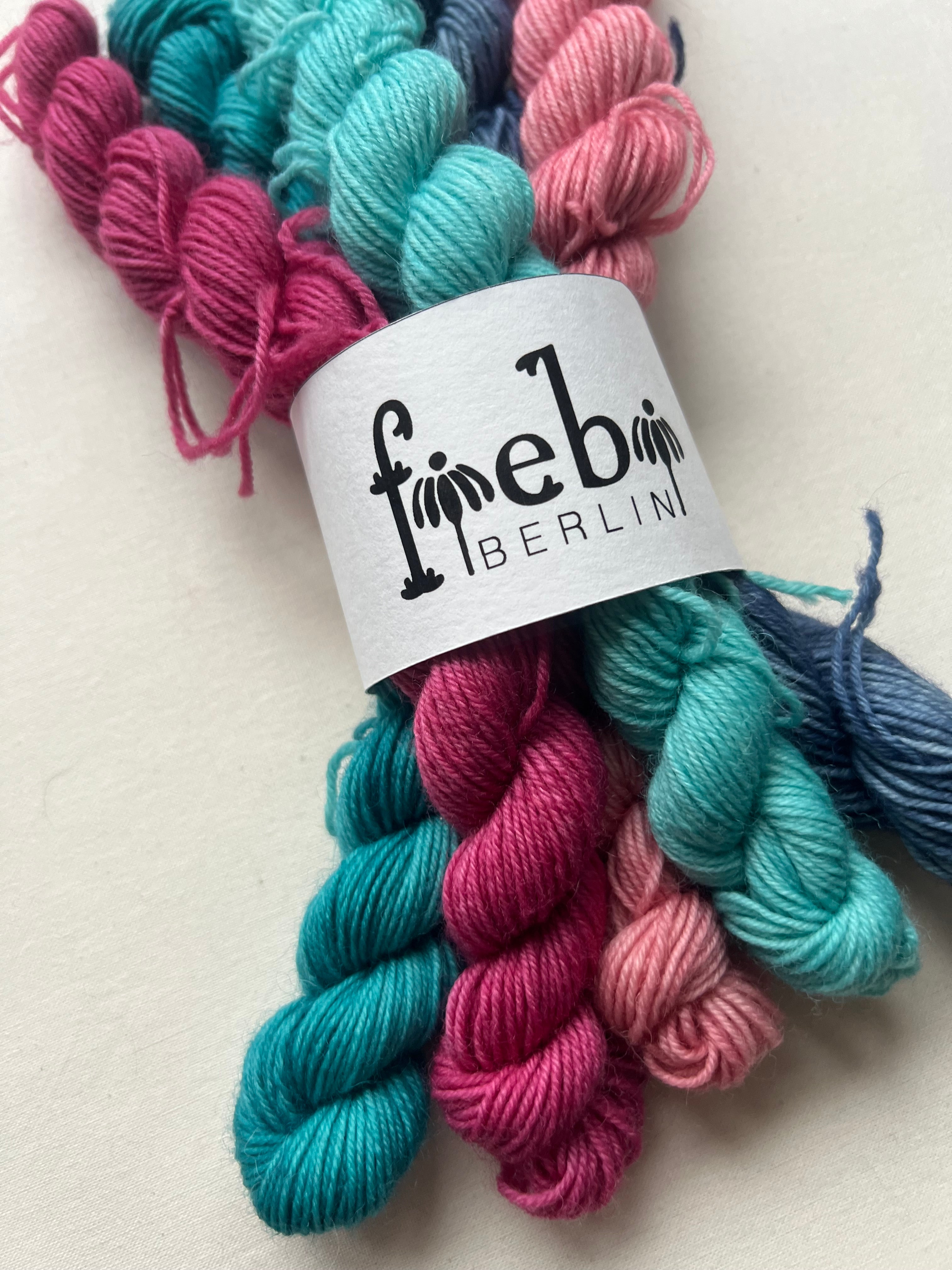 Rainbow Flowers Woll-Minis