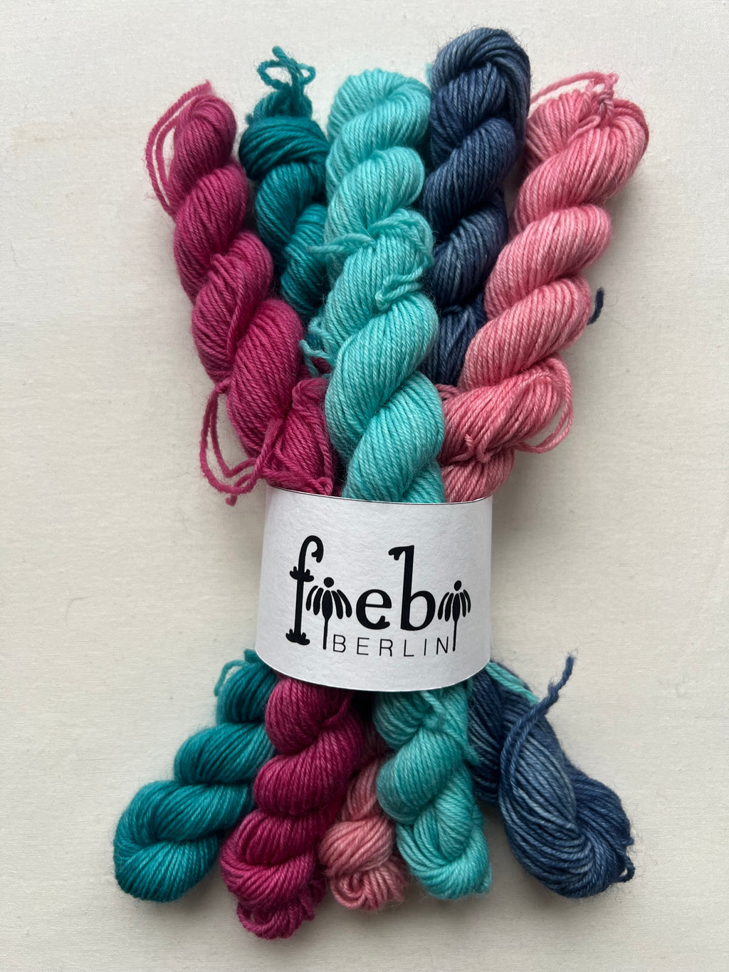 Rainbow Flowers Woll-Minis