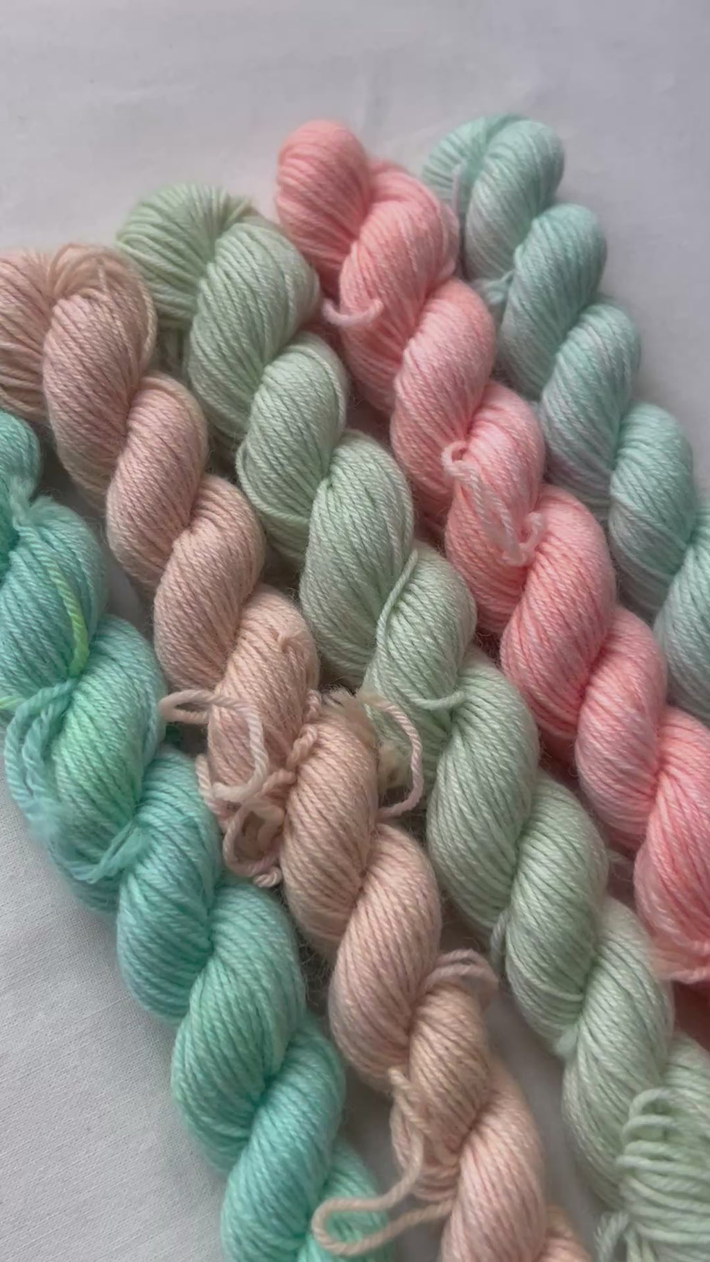 Spring Bouquet Woll-Minis